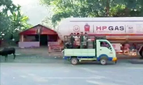 Lakshmanas Hotel in Shirur