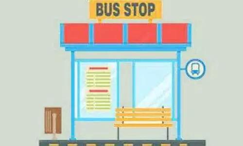 ബ​സ് സ്റ്റാ​ൻ​ഡ് ഉ​പ​യോ​ഗി​ക്കു​ന്നി​ല്ല; ഭൂ​മി തി​രി​കെ ന​ൽ​കാ​ൻ ഉ​ട​മ​യു​ടെ ക​ത്ത്