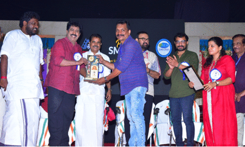 Shameer Bharathannur  received the Prem Nazir Award