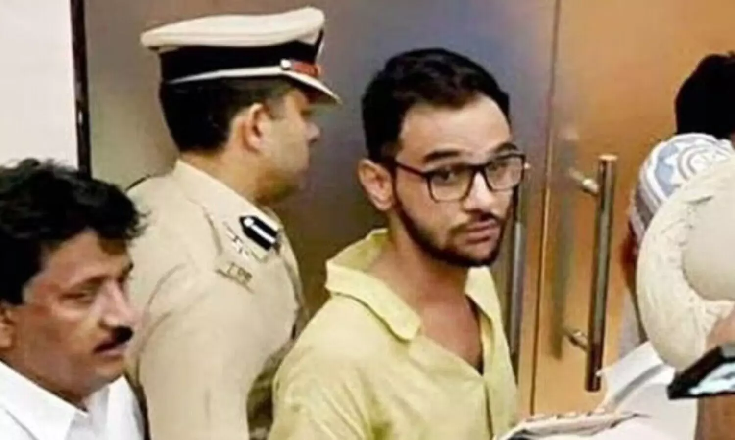 ഉമർ ഖാലിദിന്റെ ജാമ്യാപേക്ഷ; ജഡ്​ജി പിന്മാറി