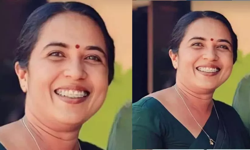 ഹൃദയം കൊണ്ടൊരു കരുതല് ഡാലിയ ടീച്ചറുടെ ഹൃദയം പതിനാലുകാരി വിദ്യാർഥിയില് മിടിക്കും ഹൃദയം കൊണ്ടൊരു കരുതല് ഡാലിയ ടീച്ചറുടെ ഹൃദയം പതിനാലുകാരി വിദ്യാർഥിയില് മിടിക്കും