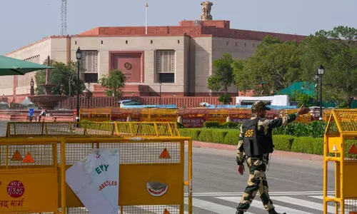 ചെങ്കോട്ടയിലും പാർലമെന്‍റിലും സ്ഫോടനം നടത്തുമെന്ന് എം.പിമാർക്ക് ഖലിസ്താൻ ഭീഷണി