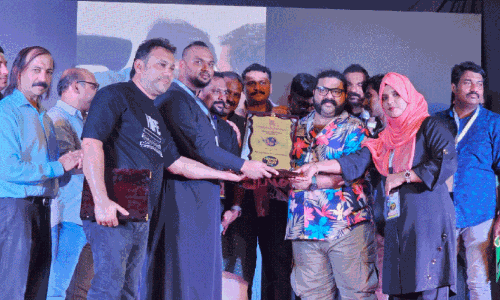 നി​സ്സാം നൈ​റ്റ്