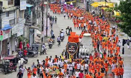 കാവടി യാത്ര: കടയുടമകളുടെ പേര് പ്രദർശിപ്പക്കണമെന്ന ഉത്തരവിന് സ്റ്റേ; യു.പി സർക്കാറിന് തിരിച്ചടി