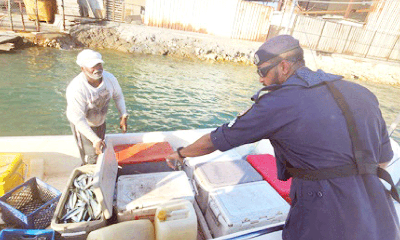 പ​രി​ശോ​ധ​ന ന​ട​ത്തു​ന്നു