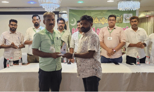 സ്നേ​ഹാ​ദ​രം പ​രി​പാ​ടി​