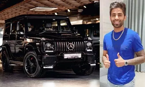 നായകസ്ഥാനം ഏറ്റതിനു പിന്നാലെ നാലര കോടിയുടെ ആഡംബര എസ്.യു.വി സ്വന്തമാക്കി സൂര്യകുമാര്‍