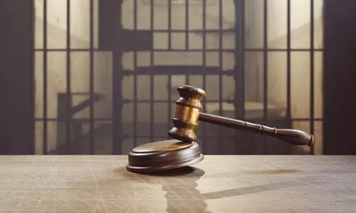 പിഞ്ചുകുട്ടികളെ കൊലപ്പെടുത്തിയ പിതൃസഹോദരന്‍റെ വധശിക്ഷ റദ്ദാക്കി