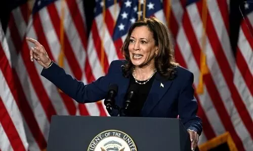 സ്ഥാനാർത്ഥിത്വം ഔദ്യോഗികമായി പ്രഖ്യാപിച്ച് കമല ഹാരിസ്