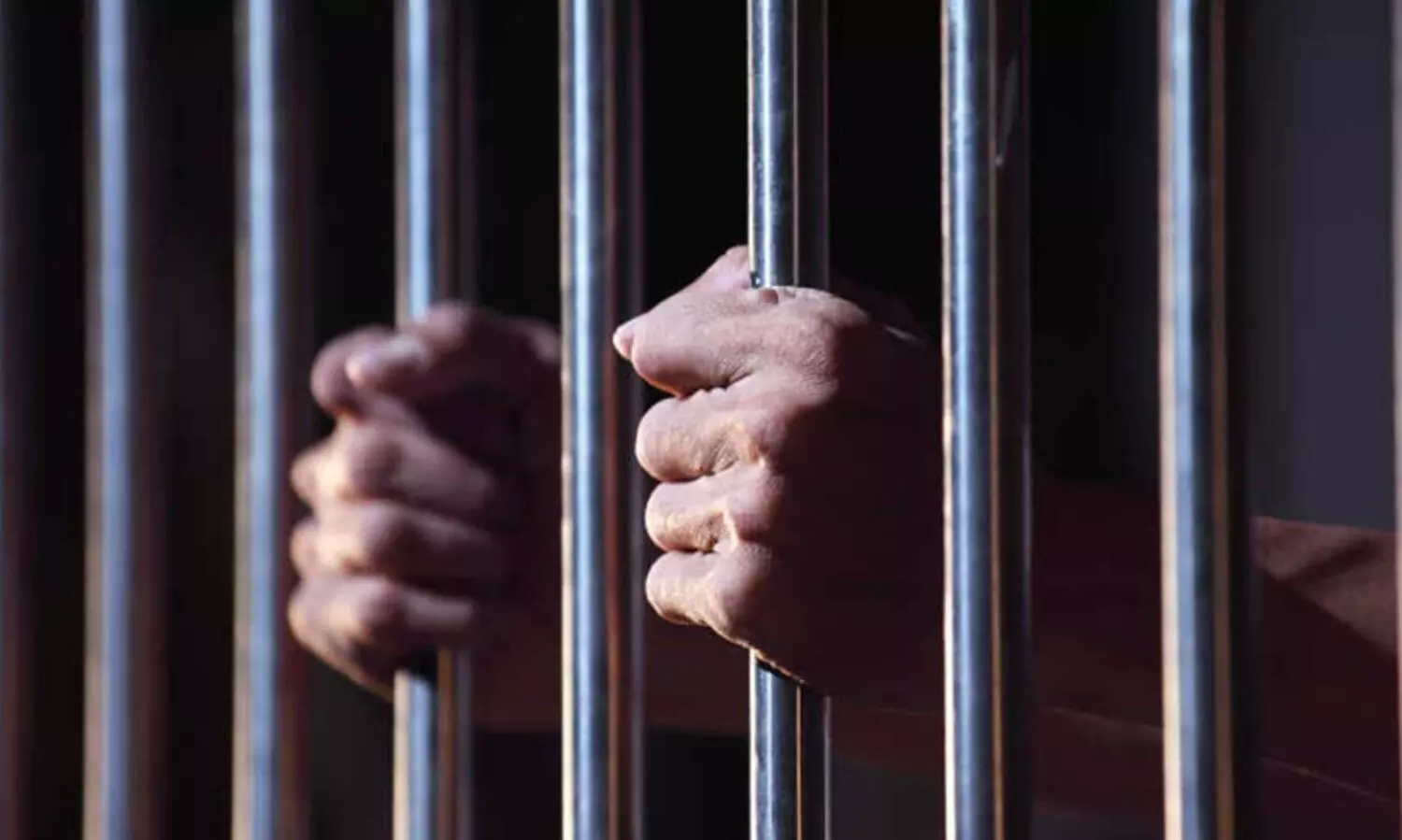 15വയസ്സുകാരിയെ പീഡിപ്പിച്ച 42കാരന് എട്ടുവർഷം കഠിന തടവ്