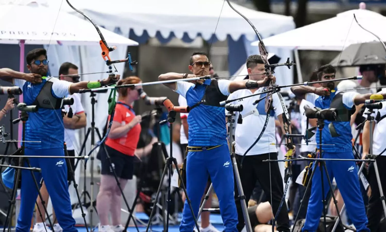 ഒളിമ്പിക്സ് അമ്പെയ്ത്തിൽ ഇന്ത്യൻ പുരുഷ ടീമും ക്വാർട്ടറിൽ; ധീരജ് ബൊമ്മദേവരക്ക് നാലാം സ്ഥാനം