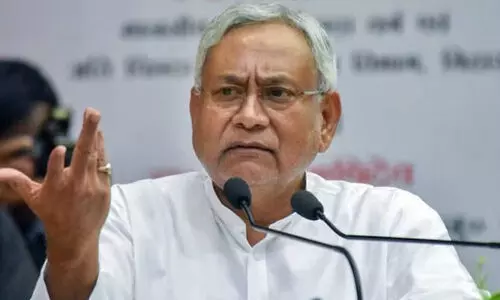 ‘നിങ്ങളൊരു സ്ത്രീയാണ്, നിങ്ങൾക്ക് എന്തെങ്കിലും അറിയുമോ?’; നിയമസഭയിൽ എം.എൽ.എക്കെതിരെ സ്ത്രീവിരുദ്ധ പരാമർശവുമായി നിതീഷ് കുമാർ