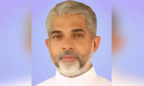 പള്ളി വികാരി തൂങ്ങിമരിച്ച നിലയിൽ