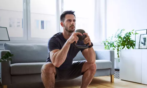 പുറത്ത് പോയി വ്യായാമം ചെയ്യാന്‍ പറ്റുന്നില്ലേ? ജിമ്മില്‍ പോകാന്‍ മടിയാണോ? പേടിക്കേണ്ട ഫിറ്റ്നസ് വീട്ടിലെത്തും