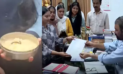 ക്ലാസ് മുറിയിലെ പുഴുശല്യം; തിരൂരിലെ സ്കൂൾ വിദ്യാർഥികൾ വിദ്യാഭ്യാസ മന്ത്രിക്ക്​ മുന്നിൽ