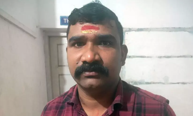 സെക്യൂരിറ്റി ജീവനക്കാരനെ അക്രമിച്ച കേസിലെ പ്രതി ബാർ ജീവനക്കാരൻ പിടിയിൽ സെക്യൂരിറ്റി ജീവനക്കാരനെ അക്രമിച്ച കേസിലെ പ്രതി ബാർ ജീവനക്കാരൻ പിടിയിൽ