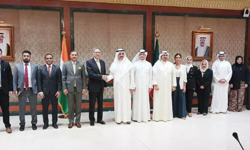 ഇ​ന്ത്യ-​കു​വൈ​ത്ത് പ്ര​തി​നി​ധി​ക​ൾ