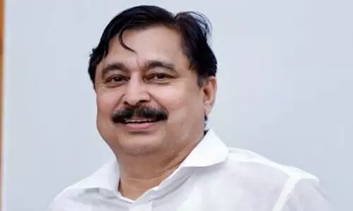 ഒളിമ്പിക്സിനുള്ള മലയാളി താരങ്ങൾക്ക് അഞ്ച് ലക്ഷം വീതം