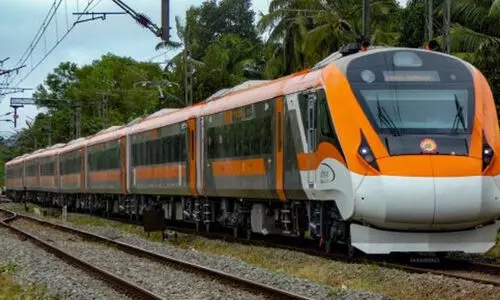 എറണാകുളം-ബംഗളൂരു വന്ദേഭാരത് സ്പെഷൽ അനുവദിച്ചു