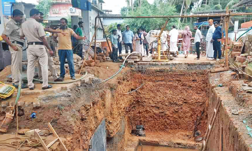 ഇന്ധന ചോർച്ച; പെട്രോൾ കലർന്ന വെള്ളം ഓവുചാലിലേക്ക് ഒഴുക്കി