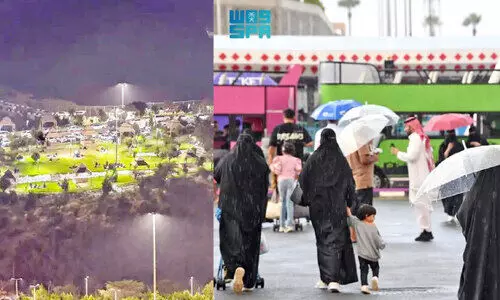 അ​സീ​ർ മേ​ഖ​ല​യി​ൽ മ​ഴ​യു​ണ്ടാ​യ​പ്പോ​ൾ