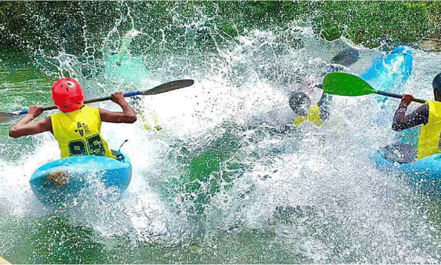 അ​ന്ത​ർ​ദേ​ശീ​യ ക​യാ​ക്കി​ങ് ചാ​മ്പ്യ​ൻ​ഷി​പ്; ആ​രാ​കും രാ​ജ, റാ​ണി?