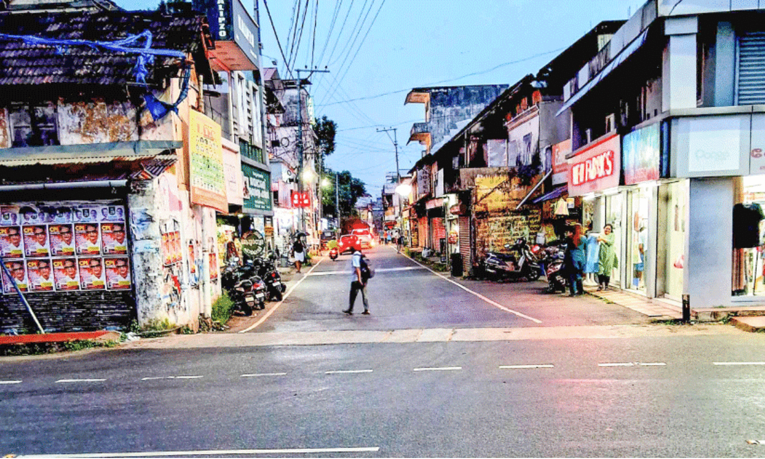 എന്ന് വരും, മാ​ള ടൗ​ണി​ൽ വ​ൺ​വേ ?