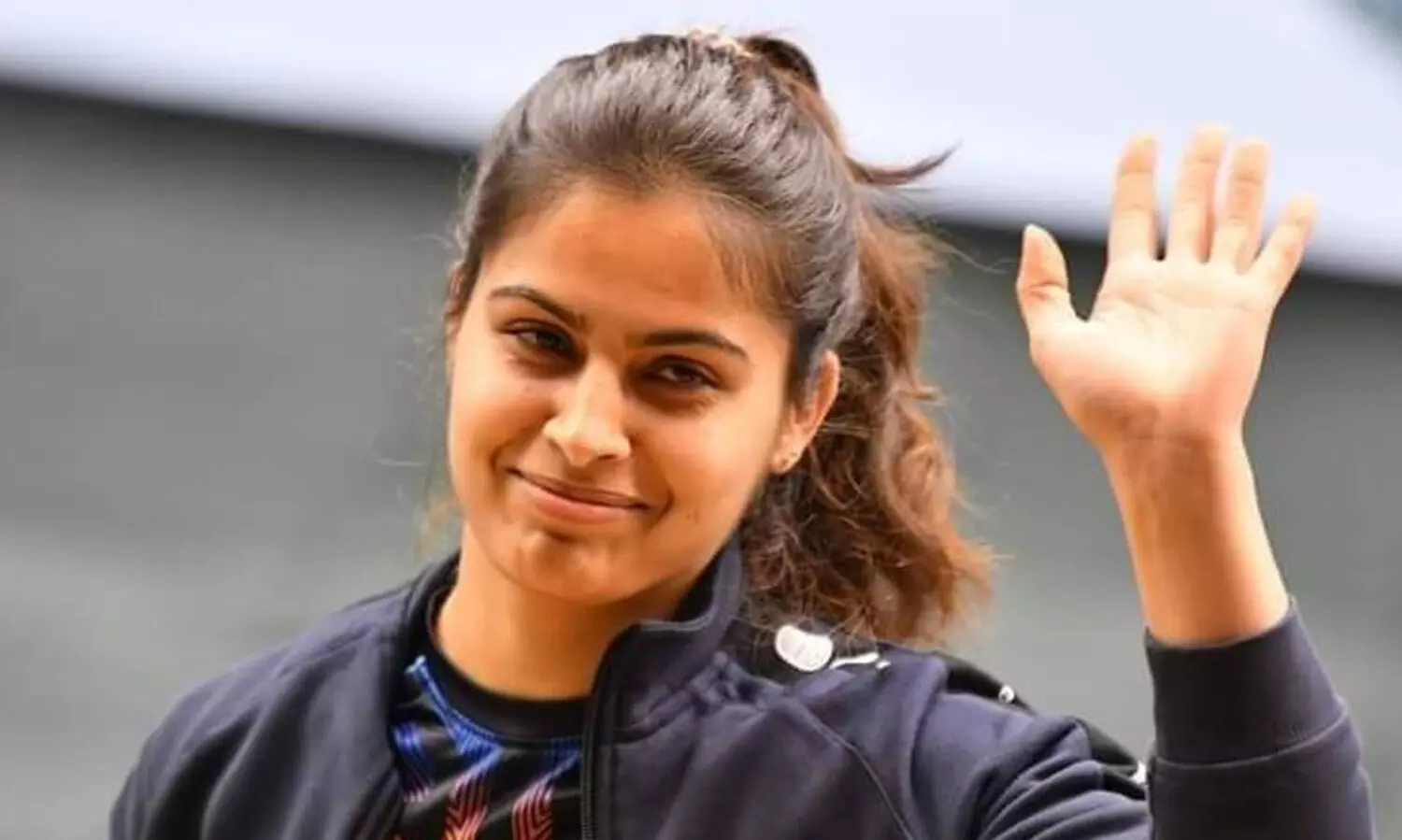 പാരിസിൽ ഇന്ത്യക്ക് ആദ്യ മെഡൽ; വനിതകളുടെ 10 മീറ്റർ എയർ പിസ്റ്റളിൽ മനു ഭാക്കറിന് വെങ്കലം