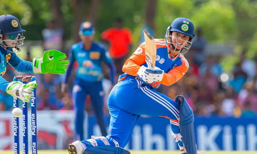 മന്ഥാനക്ക് അർധ സെഞ്ച്വറി (47 പന്തിൽ 60); ലങ്കക്കെതിരെ ഇന്ത്യക്ക് ഭേദപ്പെട്ട സ്കോർ മന്ഥാനക്ക് അർധ സെഞ്ച്വറി (47 പന്തിൽ 60); ലങ്കക്കെതിരെ ഇന്ത്യക്ക് ഭേദപ്പെട്ട സ്കോർ