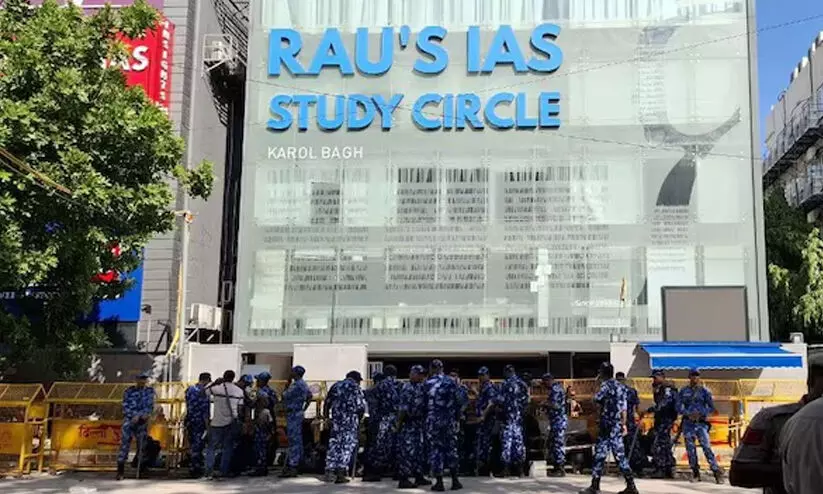 വി​ദ്യാ​ർ​ഥി​ക​ൾ മു​ങ്ങി​മ​രി​ച്ച സം​ഭ​വം: പഴിചാരി ഭരണ, പ്രതിപക്ഷ കക്ഷികൾ