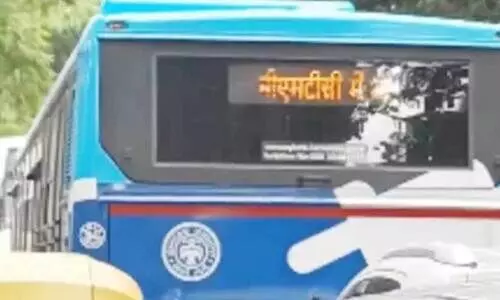 Hindi board on BMTC bus