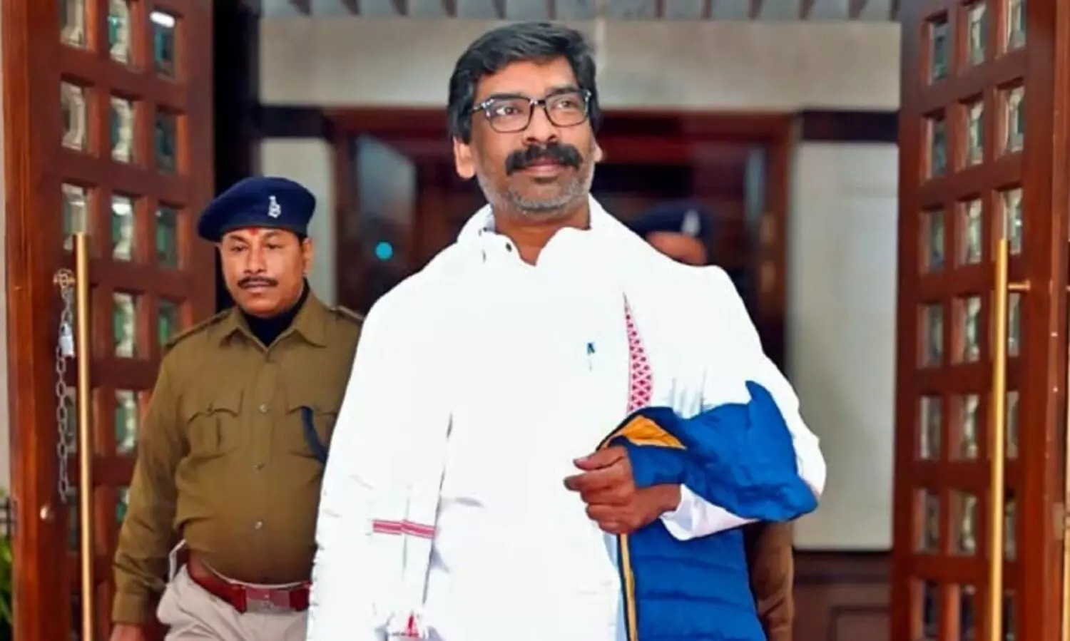 ഇ.ഡിക്ക് സുപ്രീംകോടതിയിൽ തിരിച്ചടി; ഹേമന്ത് സോറന്റെ ജാമ്യം എതിർത്തുകൊണ്ടുള്ള ഹരജി തള്ളി