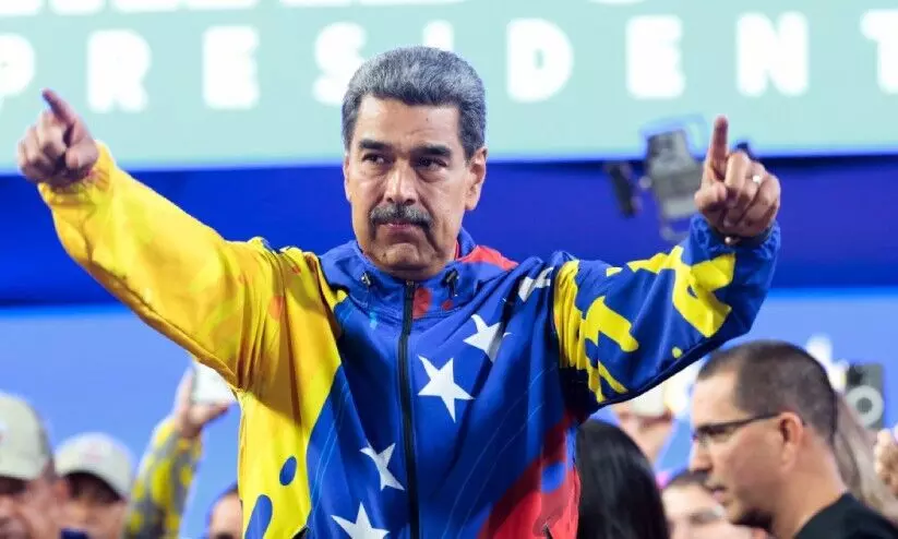 വെനസ്വേലയിൽ മഡുറോ മൂന്നാം തവണയും പ്രസിഡന്റ് പദത്തിലേക്ക്; ക്രമക്കേട് നടന്നെന്ന് പ്രതിപക്ഷം വെനസ്വേലയിൽ മഡുറോ മൂന്നാം തവണയും പ്രസിഡന്റ് പദത്തിലേക്ക്; ക്രമക്കേട് നടന്നെന്ന് പ്രതിപക്ഷം