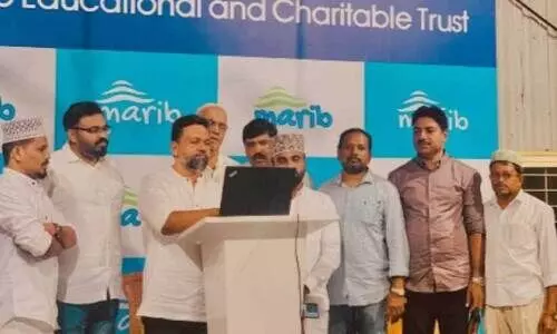 V.K. Abdul Naseer Haji launching the app