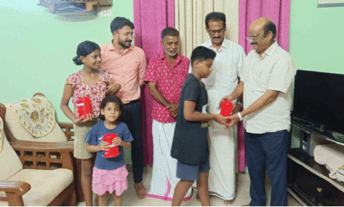 ഞങ്ങളുടെ പോക്കറ്റ് മണിയും ഡയാലിസിസിന്