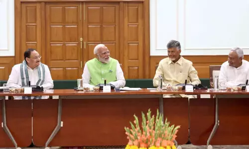 കേന്ദ്രസർക്കാർ ആന്ധ്രക്കും ബിഹാറിനുമായി നൽകിയത് 30,000 കോടി