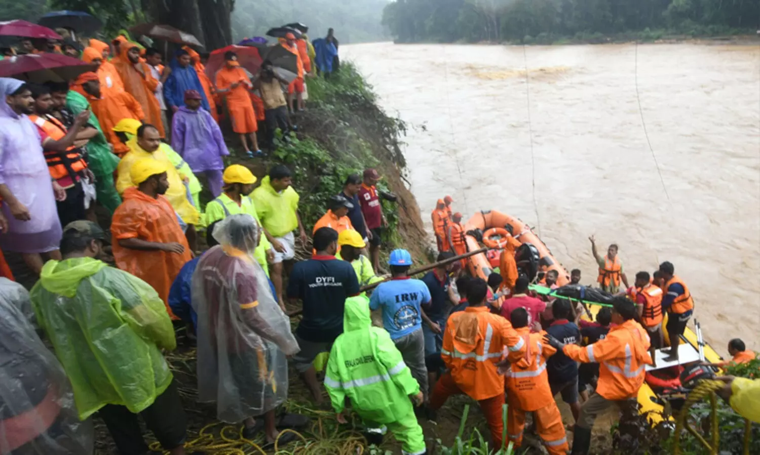 മേപ്പാടിയിലും നിലമ്പൂരിലുമായി 51 പേരുടെ പോസ്റ്റ്‌മോര്‍ട്ടം നടപടികള്‍ പൂര്‍ത്തീകരിച്ചു