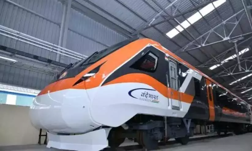 എ​റ​ണാ​കു​ളം - ബം​ഗ​ളൂ​രു വ​ന്ദേ​ഭാ​ര​ത്; ടി​ക്ക​റ്റ് ബു​ക്ക് ചെ​യ്യാ​നാ​വാ​തെ ബം​ഗ​ളൂ​രു മ​ല​യാ​ളി​ക​ൾ