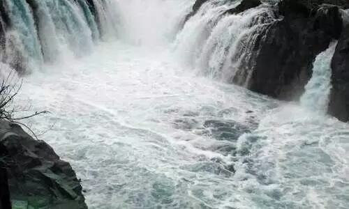 മ​ഴ​ക്കെ​ടു​തി; ന​ദീ, ത​ടാ​ക തീ​ര​ങ്ങ​ളി​ൽ താ​മ​സി​ക്കു​ന്ന​വ​ർ​ക്ക് ജാ​ഗ്ര​ത നി​ർ​ദേ​ശം