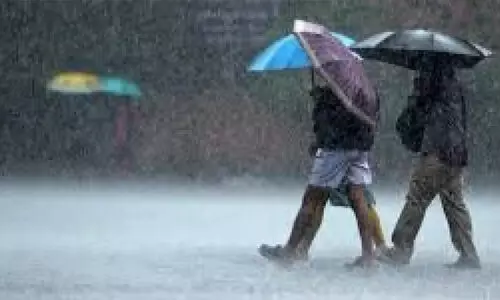 അതിതീവ്ര മഴ: 12 ജില്ലകളിലെ വിദ്യാഭ്യാസ സ്ഥാപനങ്ങൾക്ക് ബുധനാഴ്ച അവധി