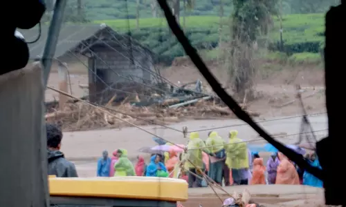 മരിച്ചവരിൽ 21 പേരെ ഇനിയും തിരിച്ചറിഞ്ഞില്ല; മുണ്ടക്കൈയിൽ രക്ഷാപ്രവർത്തനം ദുഷ്കരം