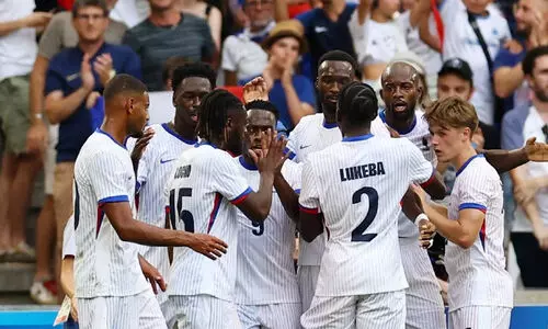 ഒളിമ്പിക്സ് ഫുട്ബാളിൽ തീപാറും പോരാട്ടം! അർജന്‍റീനയും ഫ്രാൻസും നേർക്കുനേർ