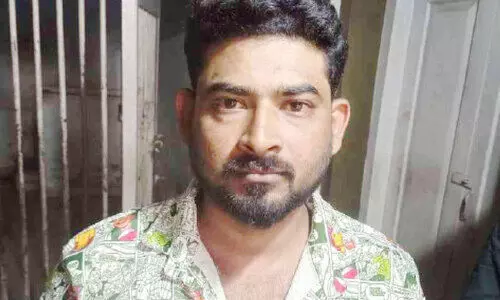 അ​ഖി​ൽ രാ​ജ്