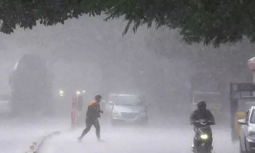 ആഗസ്റ്റ് മൂന്നുവരെ അതിശക്തമായ മഴക്ക് സാധ്യത; മലപ്പുറം, കോഴിക്കോട്, വയനാട്, കണ്ണൂർ, കാസർകോട് ജില്ലകളിൽ ഓറഞ്ച് അലർട്ട്