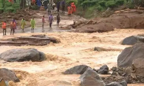 ഉരുൾപൊട്ടൽ സാധ്യതാ പ്രദേശങ്ങളിൽ നിന്നും മാറിത്താമസിക്കണം -ജില്ലാ കളക്ടർ