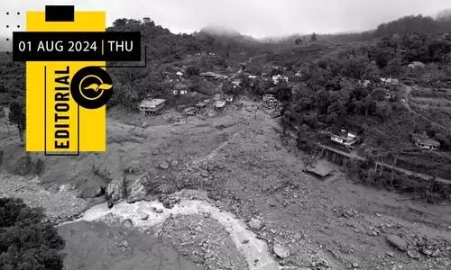 ചെ​​വി​​യോ​​ർ​​ക്ക​​ണം;ഹ​​രി​​ത രാ​​ഷ്ട്രീ​​യ​​ത്തി​​ന്റെ  പു​​തു മു​​​ദ്രാ​​വാ​​ക്യ​​ങ്ങ​​ൾ​​