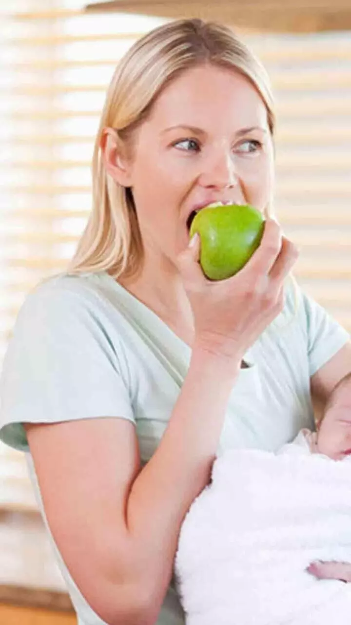 മുലയൂട്ടുന്ന അമ്മമാർ എന്തു കഴിക്കണം?