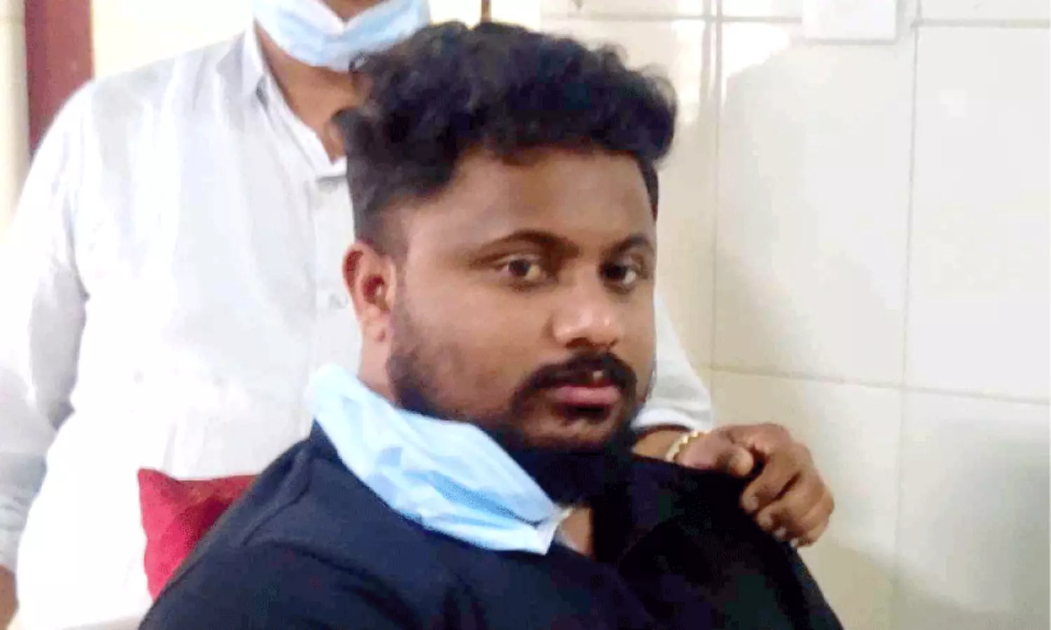 കൈവിട്ടവരെയോർത്ത് കണ്ണീർ വാർത്ത് സുഹൈൽ