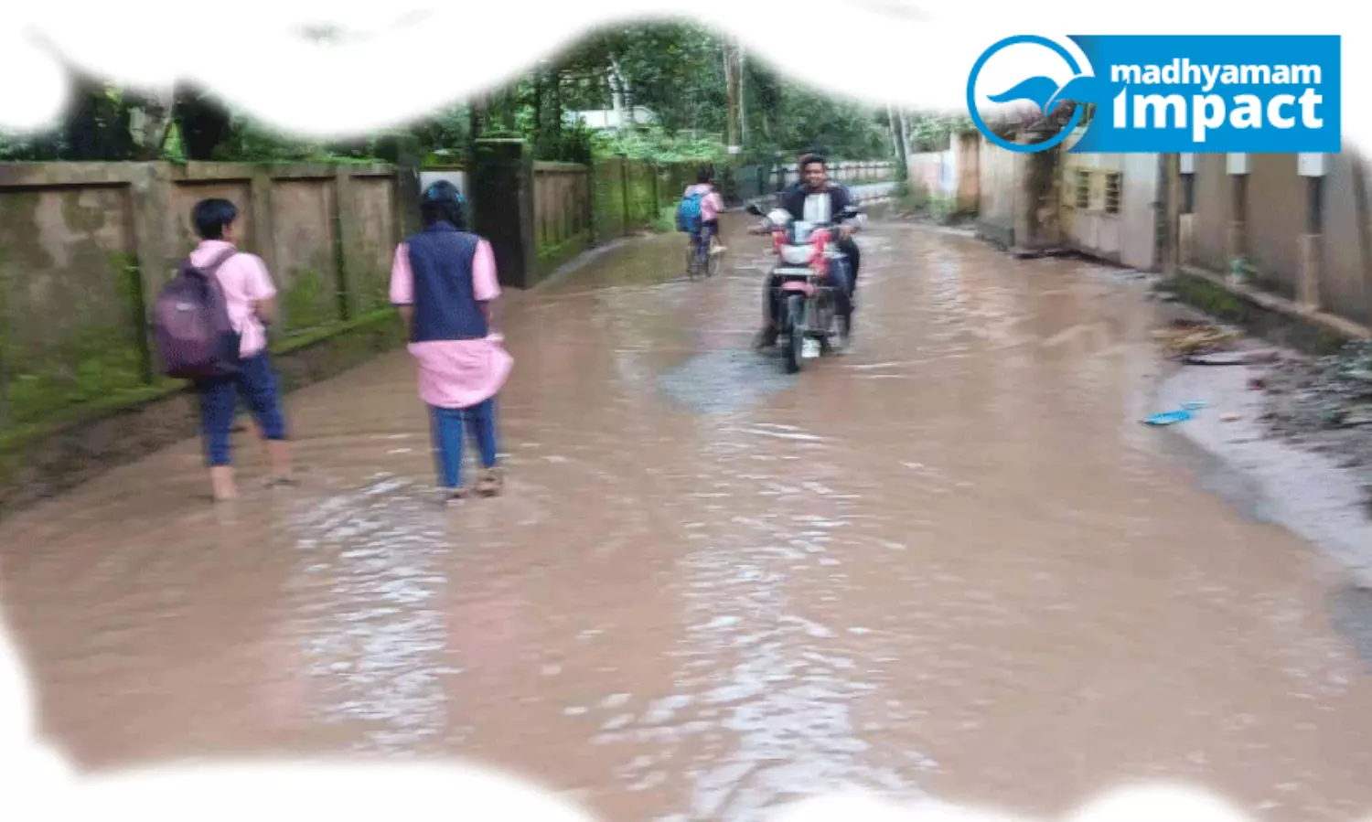 പന്മന ആറുമുറിക്കട-വലിയത്ത് മുക്ക് റോഡിന് പുനർജനി