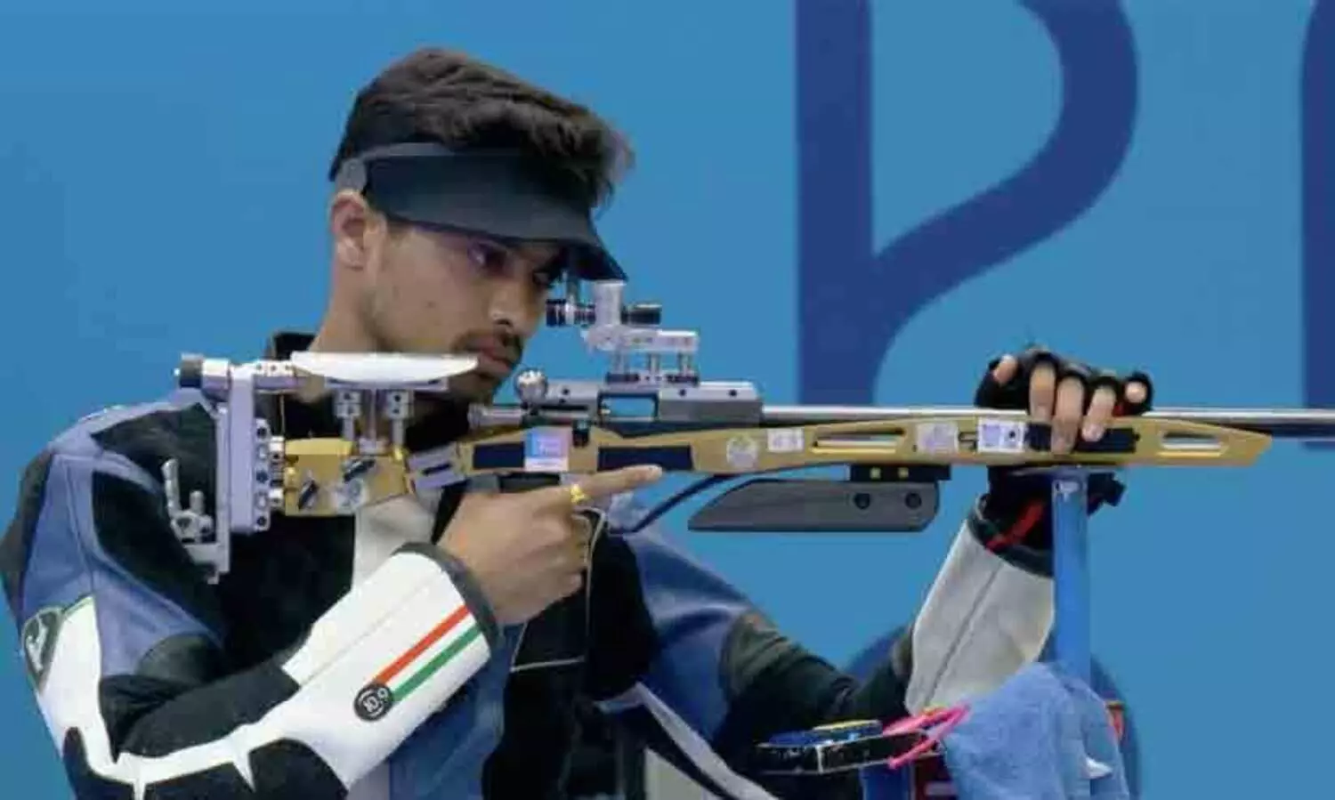 പാരീസിൽ ഇന്ത്യക്ക് വീണ്ടും മെഡൽ; വെങ്കലം വെടിവെച്ചിട്ട് സ്വപ്നിൽ കുശാലെ